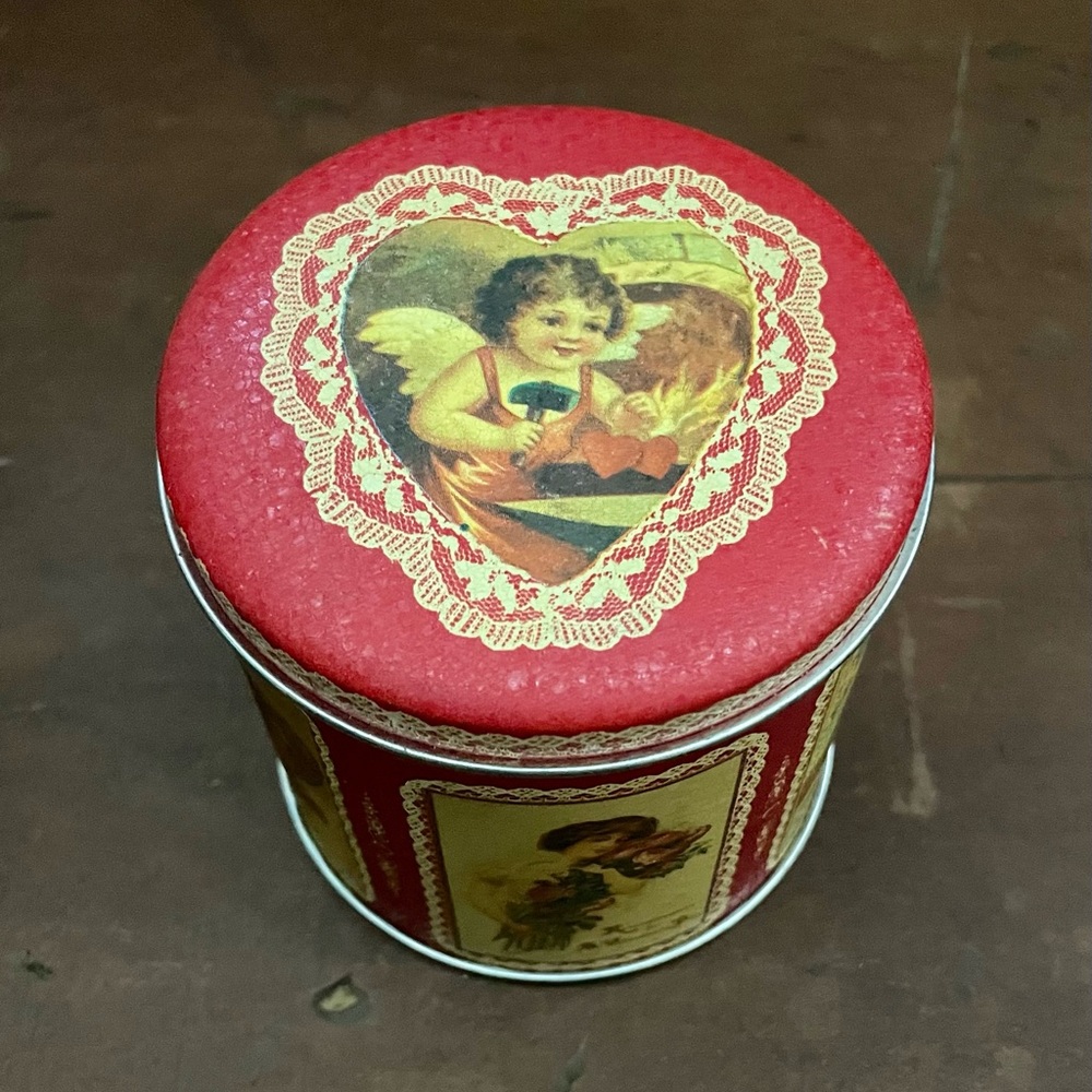 Vintage Valentine’s metal tin